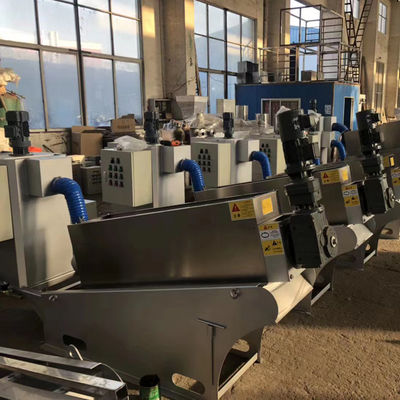 50m3 / H Maszyna do odwadniania szlamu ślimakowego dla zakładów chemicznych