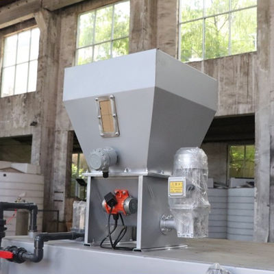 5t/H W pełni automatyczny system dozowania ze stali nierdzewnej Kwas chlorowy Ałun alkaliczny PAM