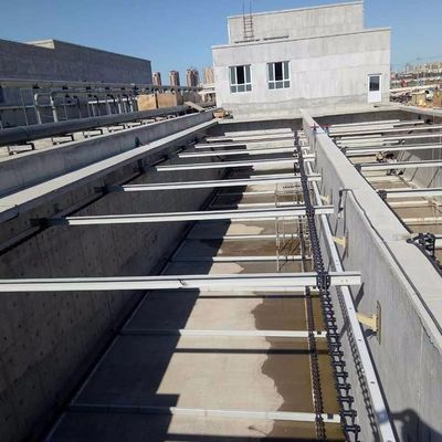 System zgarniaczy szlamu SS304 z płytą łańcuchową o długości 18 m Oczyszczalnia ścieków