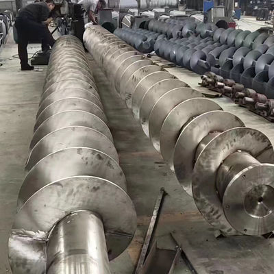 1 ~ 25 metrów pochylony przenośnik ślimakowy ze stali nierdzewnej do cementu silosowego