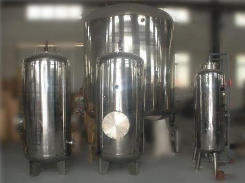 Filtr z węglem aktywnym do oczyszczania ścieków komunalnych