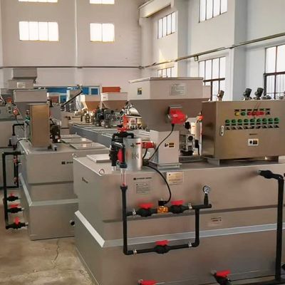 Automatyczny system dozowania 2000L / H PAM Urządzenia do dozowania kwasu flokulantowego chlorku