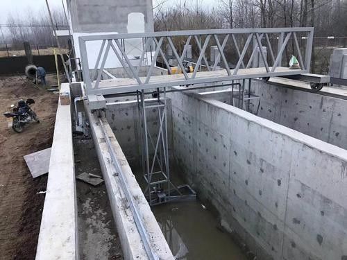 Sprzęt do odpiaskowania w stylu mostu, maszyna do odsysania piasku o długości 4 m