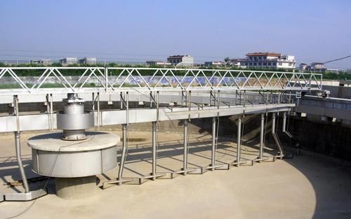 System zgarniacza szlamu z napędem obwodowym Oczyszczanie ścieków