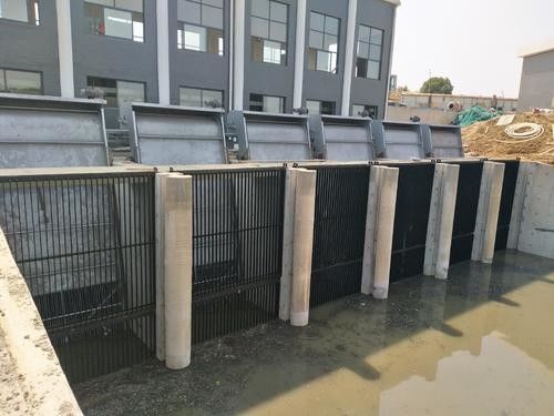 Mechaniczny ekran prętowy o mocy 3,0 kW, ścieki ze stali nierdzewnej