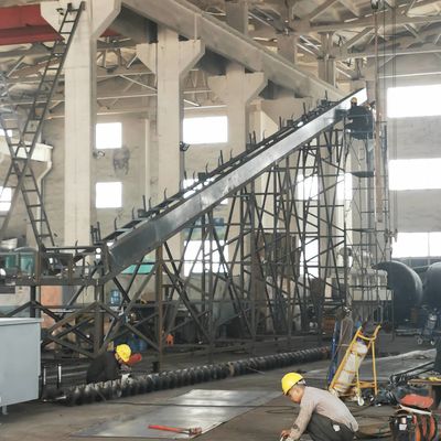 Przenośnik ślimakowy szlamu ze stali węglowej Przenośnik ślimakowy wyładowczy 300 mm