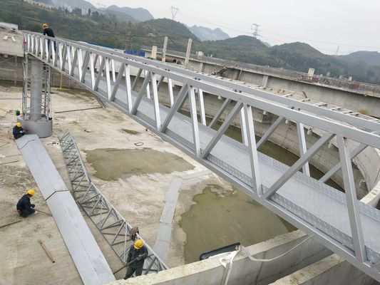 4,5-metrowy system zgarniacza szlamu automatycznie wyłącza się i uruchamia alarm