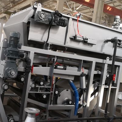 Obrotowy bęben grawitacyjny Zagęszczacz taśmy szlamowej Prasa filtracyjna 500 mm 5 m3 / H